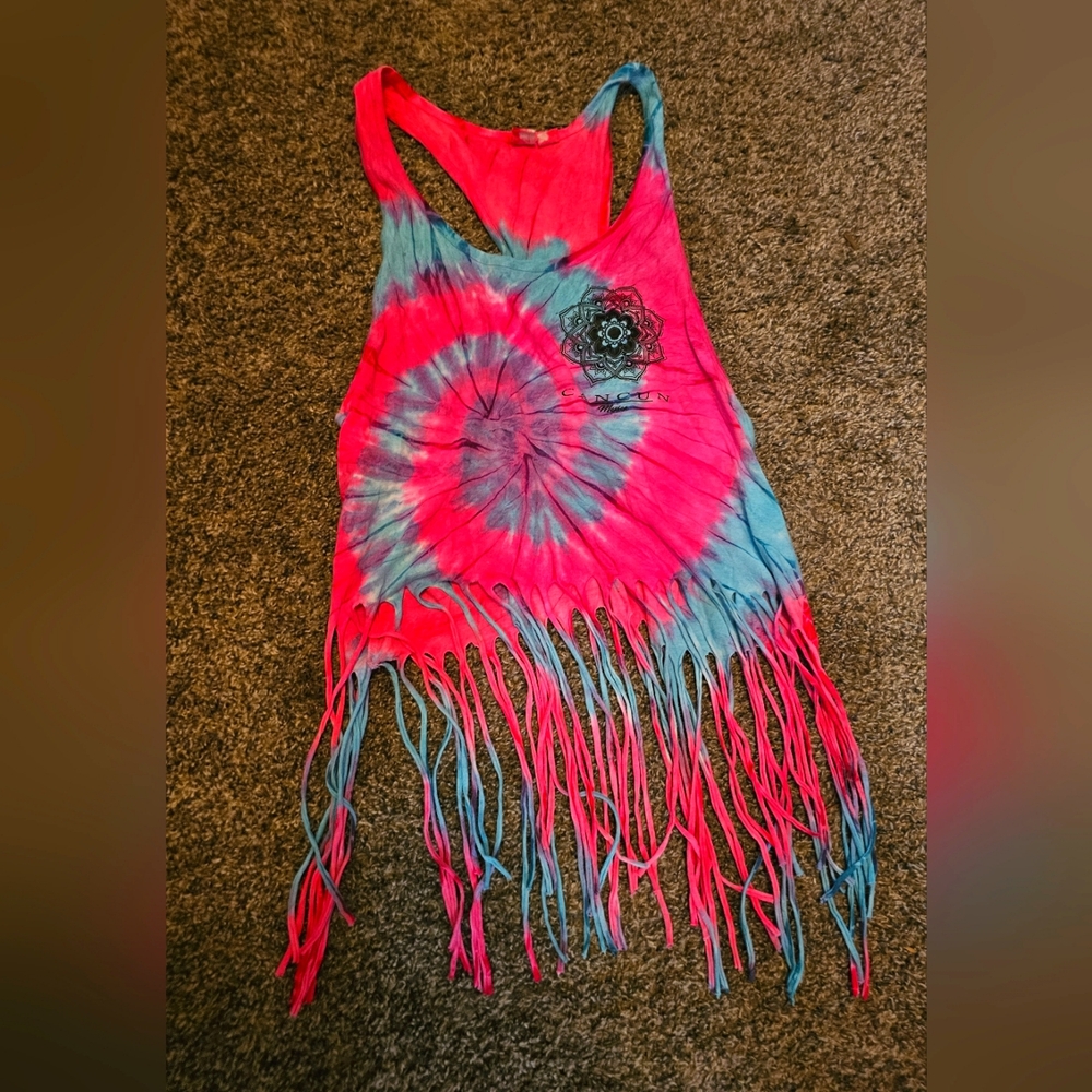 Fringe Cancun Mexico tank